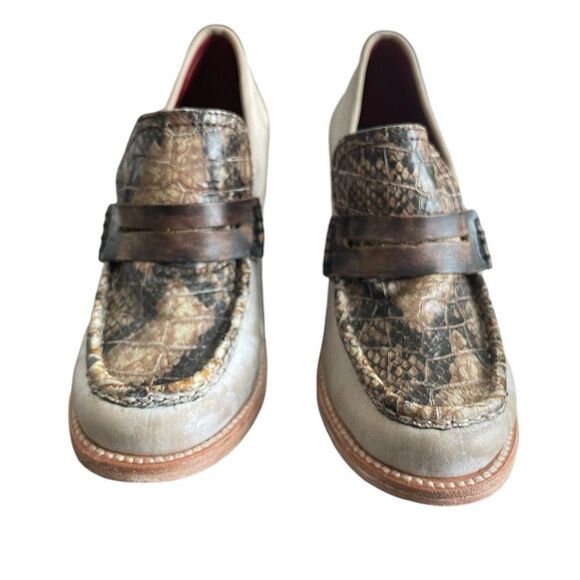 FREEBIRD by STEVEN 'Chevelle' Tan/Gray Snake Print Leather Block Heel Loafers - Picture 7 of 10